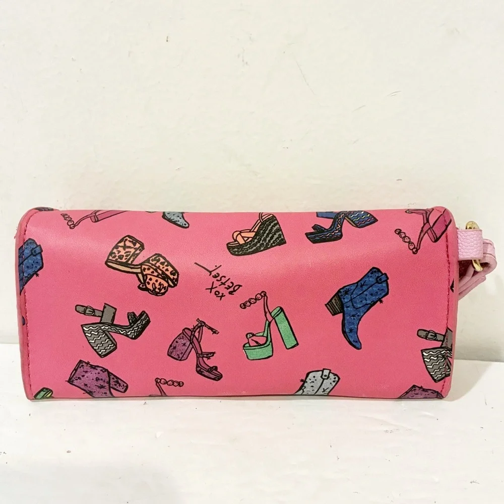 Betsey Johnson betsey johnson